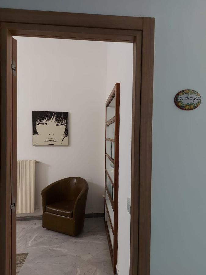 살레르노 Le Ginestre In Centro B&B 외부 사진