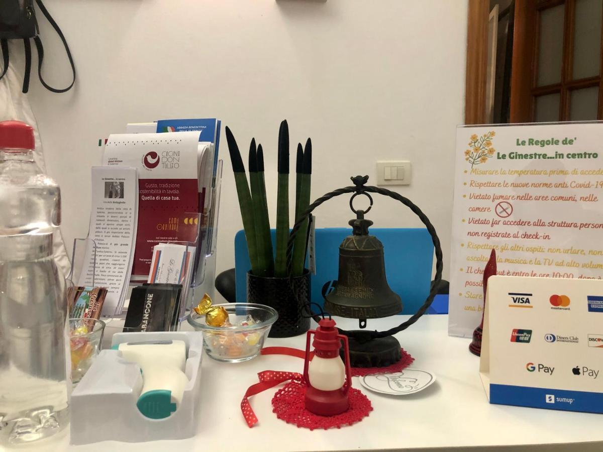 살레르노 Le Ginestre In Centro B&B 외부 사진